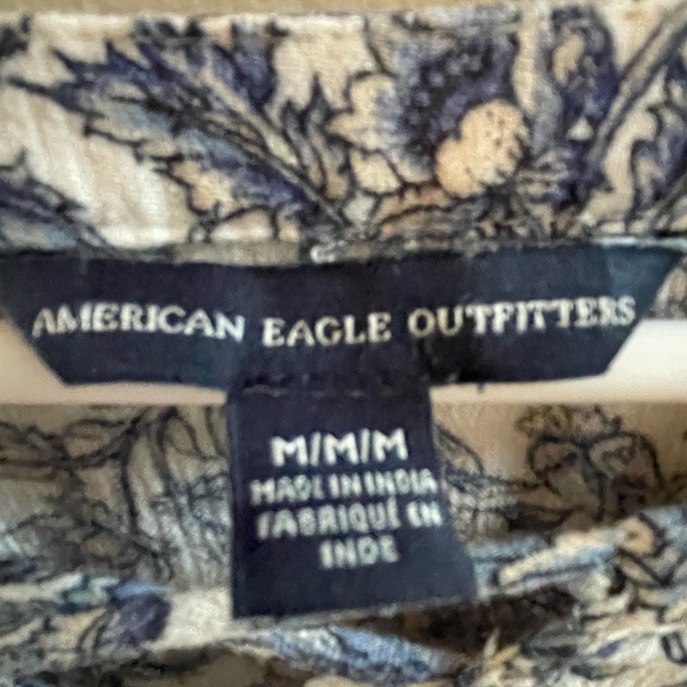 American eagle outfitter Crisscross front top - Picture 6 of 6
